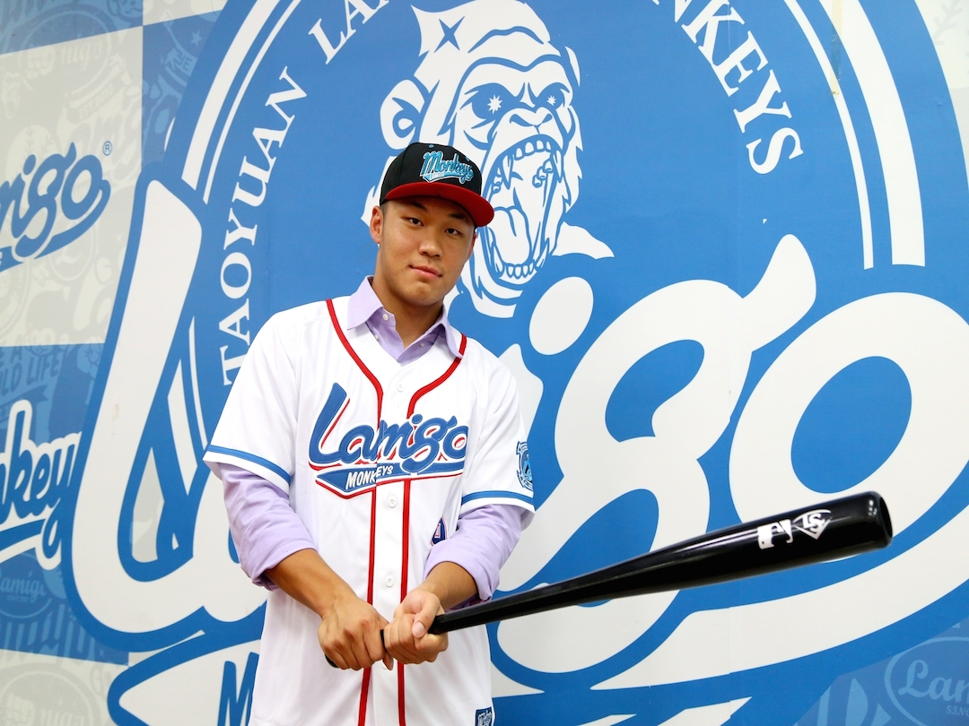 ▲王柏融以背號9號加入桃猿。（圖／Lamigo桃猿提供，20150819）