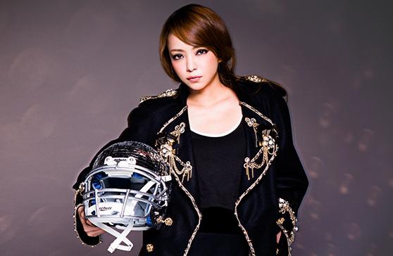 ▲日本歌后安室奈美惠（如圖）今（20）日迎來48歲啦！安室的演藝生涯雖然輝煌，不過她其實命運多舛。天后年輕時與舞者Sam奉子成婚，沒想到5年後就離婚；1999年，母親還在沖繩遭小叔攻擊身亡，讓她深陷低潮。（圖／安室奈美惠官網）