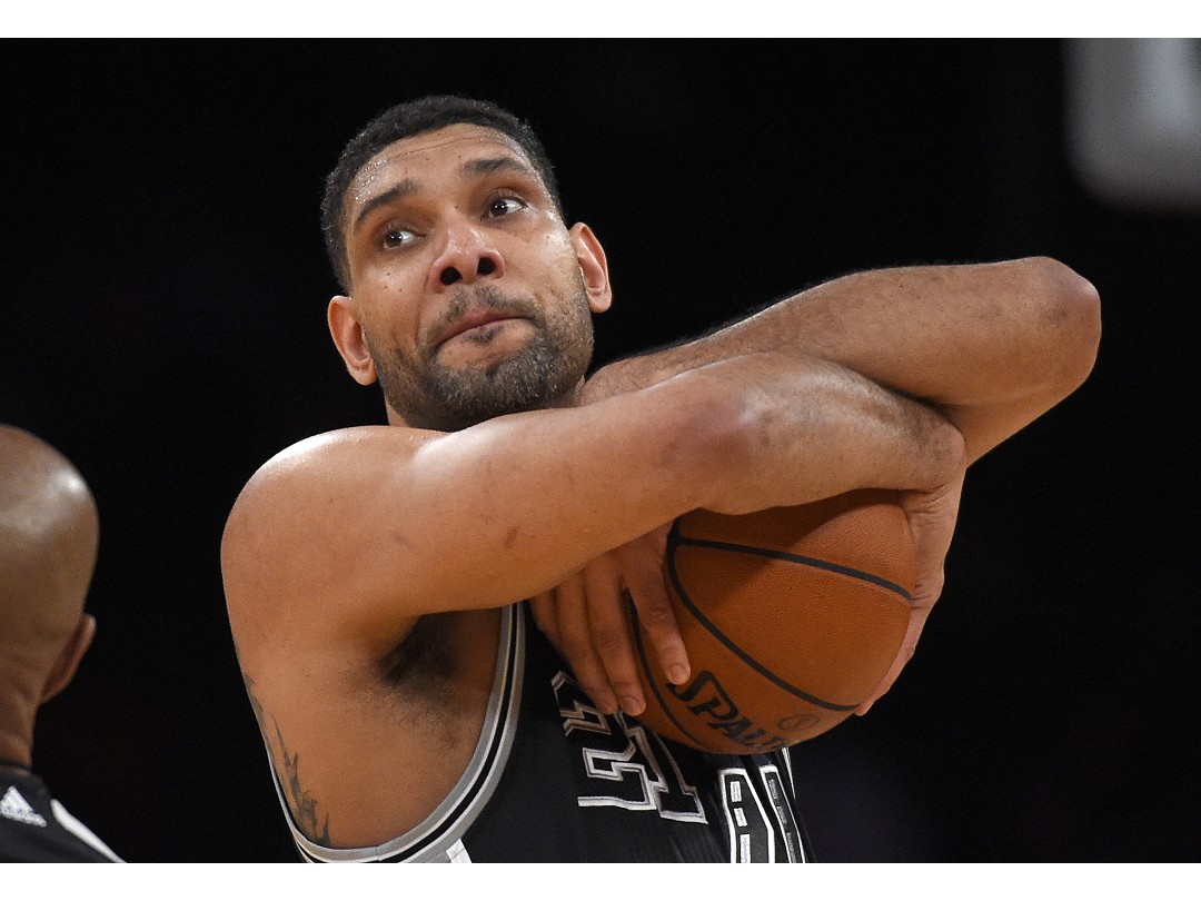 馬刺傳球球星「石佛」Tim Duncan生涯出戰1392場拿下1001勝，勝率達到71.9%。（圖／美聯社／達志影像）