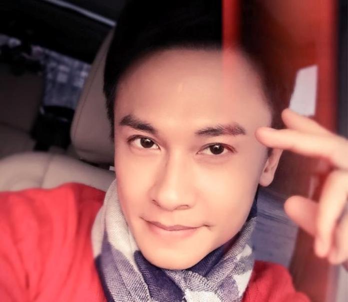 ▲王建復被爆偷把正妹護士。（圖／翻攝自王建復粉絲專頁，2015.01.03）