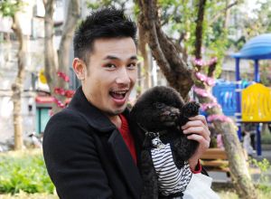 20160126傅子純過年專題 ▲傅子純和女友都把愛犬當女兒看待,常在IG曝光牠可愛照片。(圖 / 民視提供)