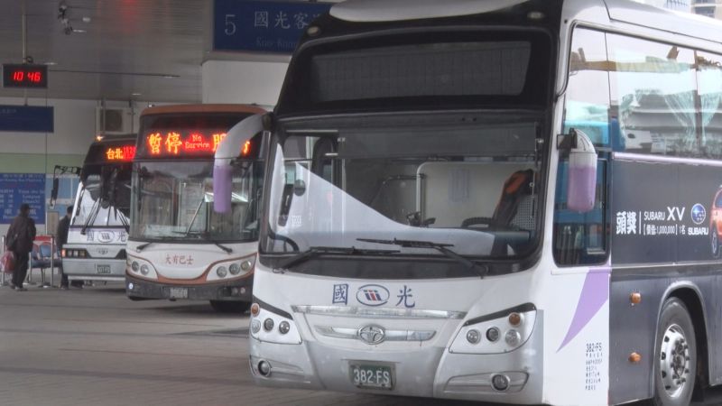 ▲春節返鄉旅遊趣　大眾運輸趴趴GO