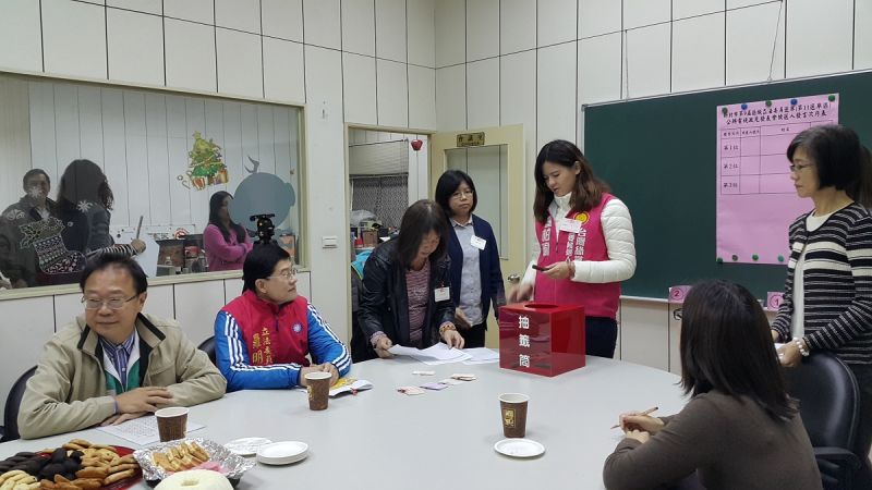 ▲新北第11選區電視政見發表　老將穩健新人無懼