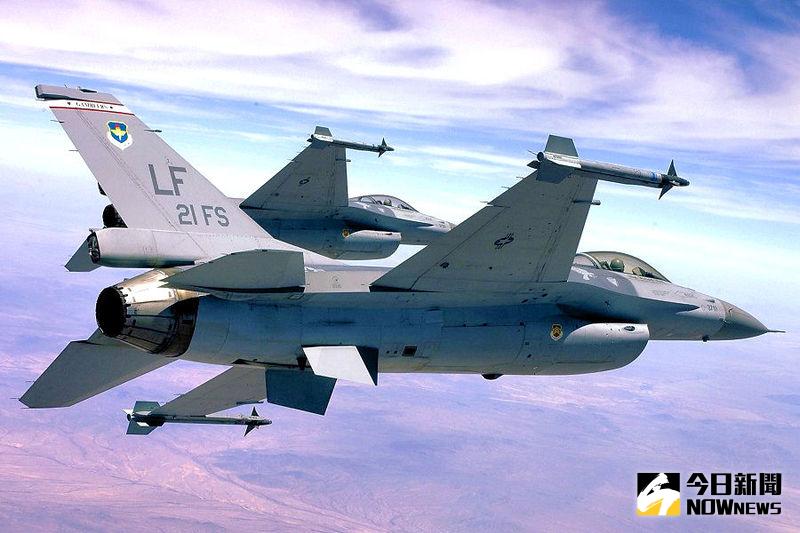 ▲我國空軍F-16飛行員在亞利桑納州路克空軍基地（Luke
