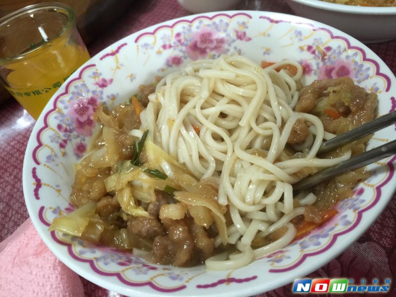 ▲金門當地富有盛名的長榮山西拌麵。（圖／記者呂炯昌攝影.2016.1.26）