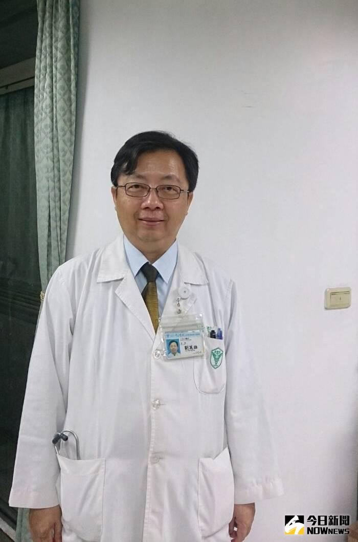 ▲-	奇美醫學中心小兒心臟科主任劉萬雄醫師表示，診間常有父母誤將嬰幼童腹瀉當成吃壞肚子，直到出現抽筋、脫水等嚴重症狀，送醫才發現是感染輪狀病毒，建議父母應讓嬰幼童出生滿六周後接種口服輪狀病毒疫苗，才能遠離病毒感染威脅。（圖／公關照片）