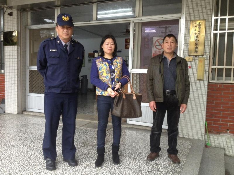 ▲不幸英年早逝巡佐鄭吉成，曾協助陸配家屬來台料理亡妹後事獲飛書致旗感謝。（記者簡勇鵬檔案照片)