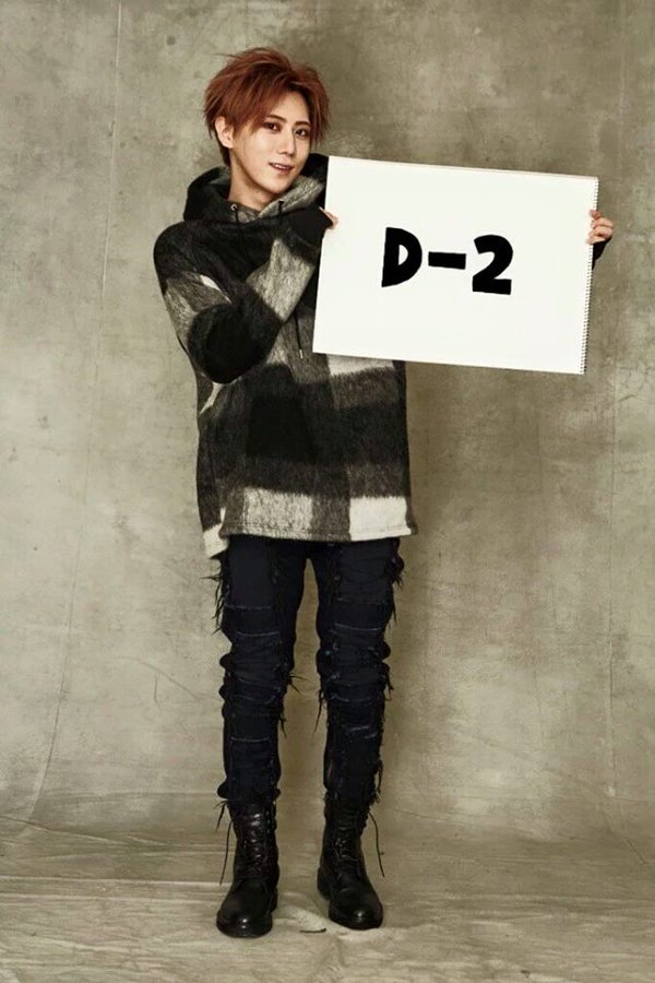 ▲BEAST成員張賢勝被粉絲指出屢次態度不佳。（圖／翻攝自ChuB2ST_1016 ‏ 推特）