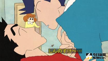 ▲蠟筆小新長大了，BL情節讓腐女欣喜尖叫。（圖／翻攝自プルちょめ推特）