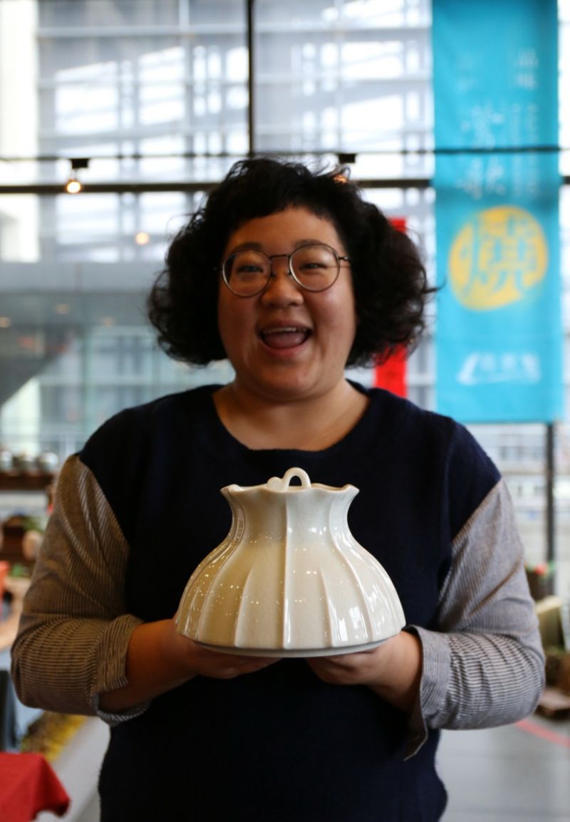 ▲《舞動陶》梅甕是由陶博館館長陳春蘭所親自設計。（圖／記者黃村杉攝）