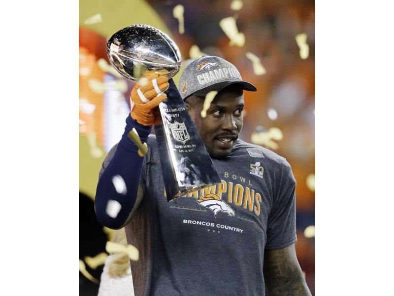 丹佛野馬線衛Von Miller成為史上第10位拿下超級盃MVP的防守球員。（圖／美聯社／達志影像）