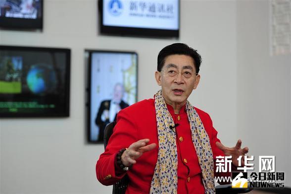 六小齡童在美國紐約接受新華社記者專訪。