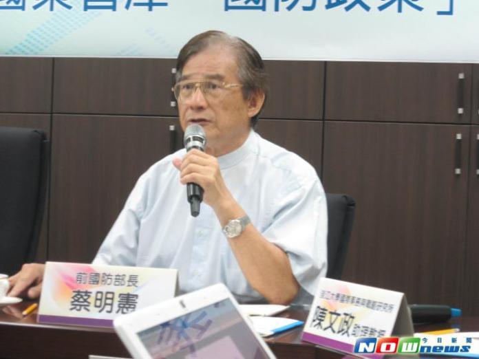 ▲針對憲兵違法濫搜引發風波，前國防部長蔡明憲表示，搜索程序應該合法，國防部未來也應該釐清簡化文件機密等級的核定程序。（資料圖／記者呂烱昌攝影.2016..3.10）