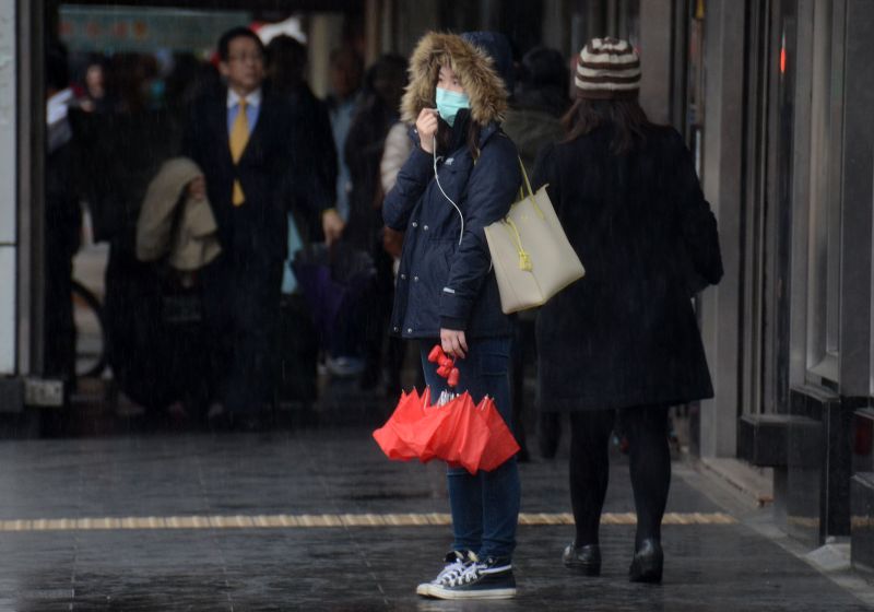 ▲進入冬季後，東北季風、冷氣團等天氣系統不斷帶來冷空氣，氣象署也分享冬天台灣「最冷縣市排行」。（圖／NOWnews資料照）