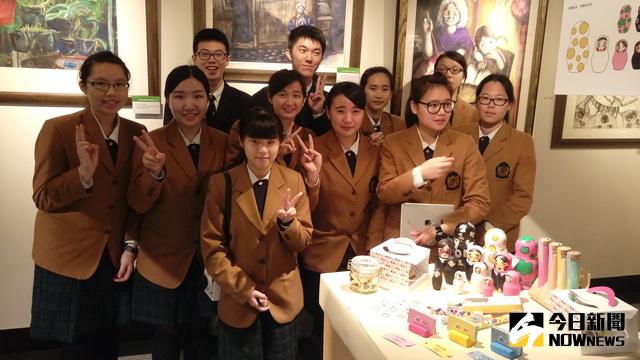 ▲忠信學校多廣室科第三十二屆畢業展，將新竹在地文化，融入創意發想，形成文創數位影音及文創商品，相當有特色。。（圖／記者季大仁攝）