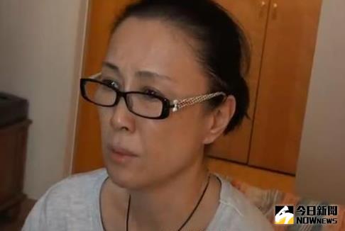 傅藝偉面容憔悴，自稱生病咳嗽。