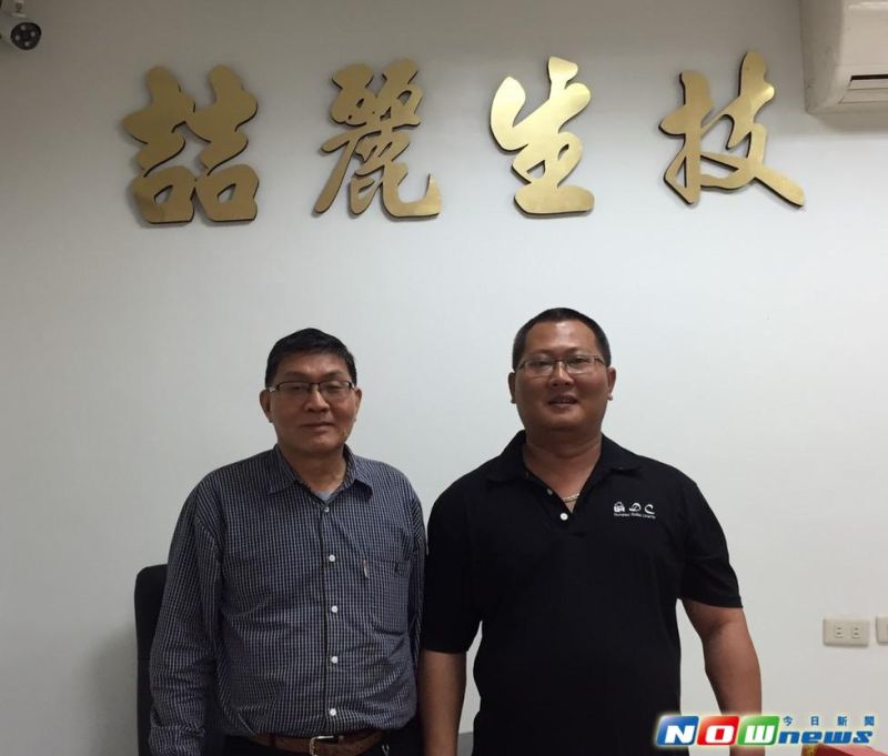 ▲蛋油達人李維傑(右)及其貴人李世傑(左)合力研究天然古法煉製蛋油卵磷脂有成，希望以助人最樂的核心價值，讓更多人受益。（圖／記者陳鐘聲攝）