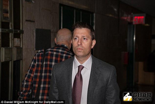 ▲紐曼被控撫摸女病患胸部，還將精液射在對方臉上。（圖／翻攝自dailymail）