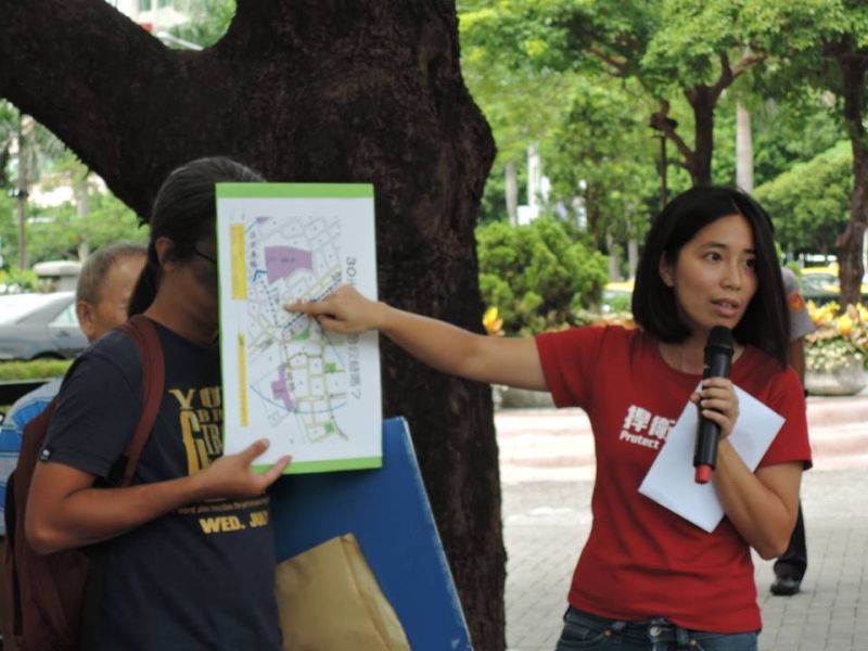 ▲立委參選人王寶萱說，從A7合宜宅、龜山大湖市地重劃、到桃園航空城、南崁都計農業區徵收，檯面上舊政治勢力對地方「繁榮」的想像，貧乏地令人心痛。陪伴著居民抗爭的日子裡，我們一起體會到什麼叫官逼民反。（圖／王寶萱臉書粉絲團）