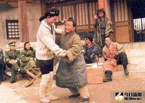 《水滸傳》電視劇幕後照。