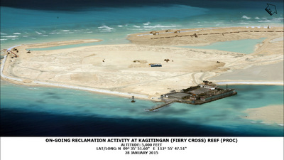 菲眾議員提供永暑礁空拍照 菲律賓政府最近指控中國大陸對南海多座「礁石」進行填土工事，企圖化礁為島，達成圈海目的。圖為菲眾議員Francisco Acedillo向媒體公開的永暑礁空拍照。（翻攝於Francisco Acedillo南海問題簡報）中央社記者林行健馬尼拉傳真 104年3月29日