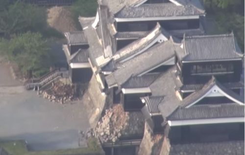 ▲2016年熊本城也遭遇過一場強震，導致城體受損嚴重。（圖／NOWNEWS資料圖）