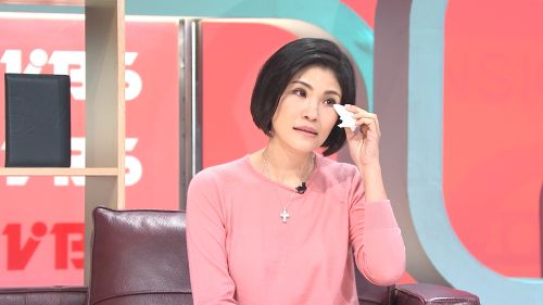 ▲蔣雅淇回憶起同時失去父母與先生的那一年，忍不住又落淚。（圖／TVBS提供，2016.04.26）