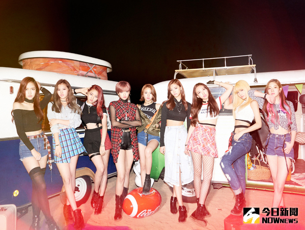 ▲TWICE成員不僅顏值極高　舞蹈實力也超堅強。（圖／翻攝自TEAM TWICE推特）