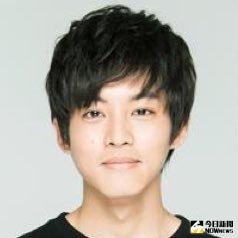 ▲松坂桃李撇開綾瀨遙想專心拼事業。（圖／翻攝自松坂桃李bot 推特)