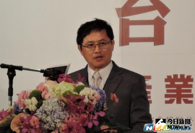 ▲宏達電與董事長王雪紅近來聲勢盪到谷底，和碩董事長童子賢表示，HTC宏達電代表台灣品牌在國際打拼，希望他們得到很好的發展，最後不忘說「希望多多下單給我們」！（圖／記者許家禎攝，資料照片）