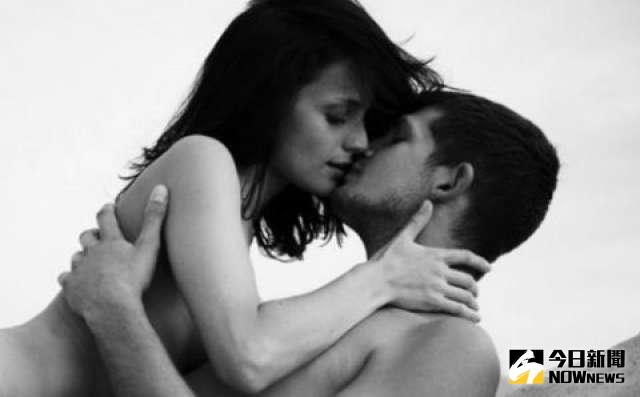 ▲鄰居做愛太大聲，他用這一招對付。（圖為示意圖／翻攝自GQ）