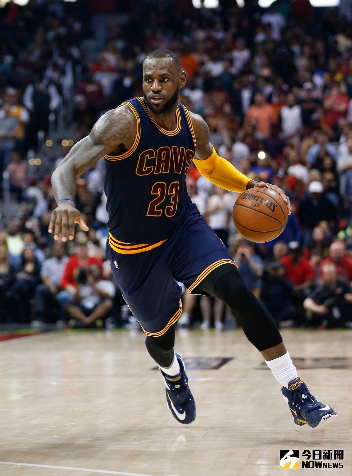 LBJ達到生涯里程碑。（圖／美聯社／達志影像）