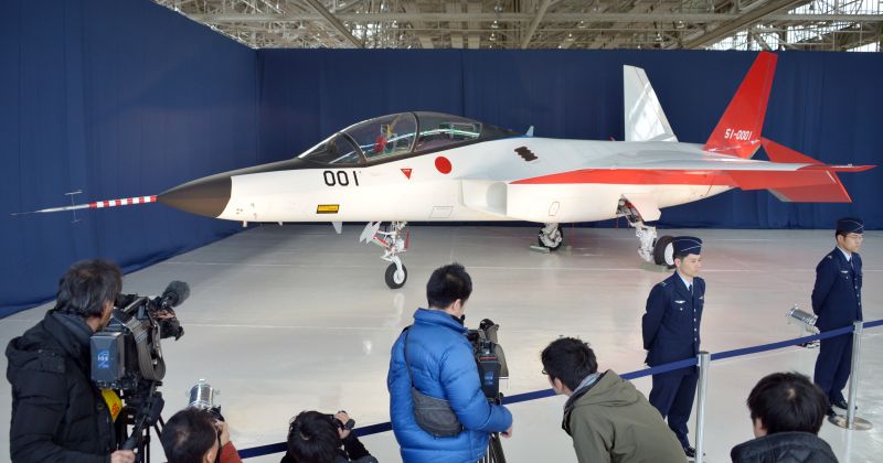 ▲日本防衛省28日首度公開國產的隱形戰機的「X-2」驗證機。（圖／達志影像／美聯社.2016.1.29）