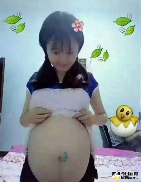 ▲最近，網路上流傳一張16歲女孩的懷孕照，引起網友熱議。（圖／翻攝自微博）