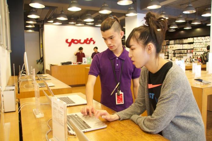 ▲領先業界Youth購機Mac系列產品兩年保固更有保障。（圖／公關照片）