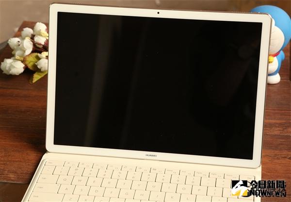華為MateBook。