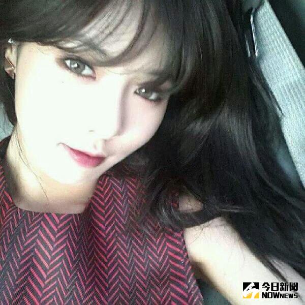 ▲泫雅即將公開自家冰箱。（圖／翻攝自Yoko 推特）