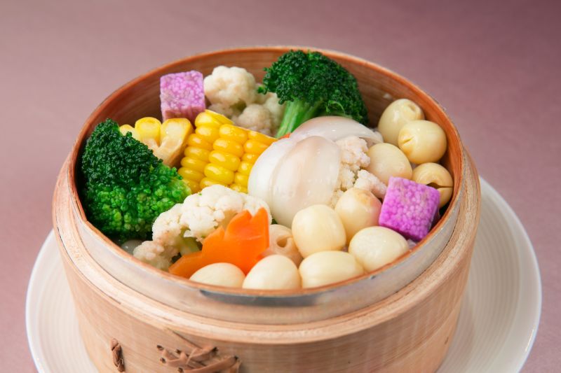 ▲就職國宴菜色「百合綠時蔬」。（圖／民進黨提供）