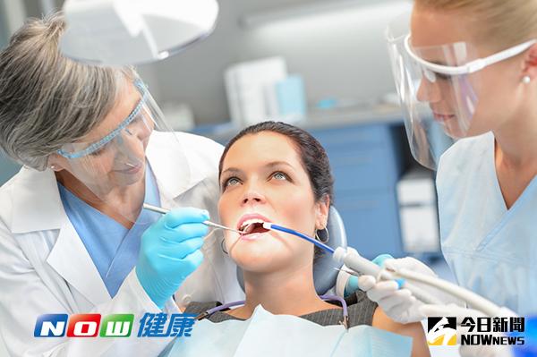 ▲健保署宣布將婦女懷孕期間1次的洗牙服務，放寬為3次，每90天可接受1次，5月起上路。（Photo Credit: ingimage）