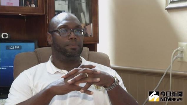 ▲布朗偷走教會成員供奉給上帝的款項，還用來買性感內衣。（圖／翻攝自nydailynews）