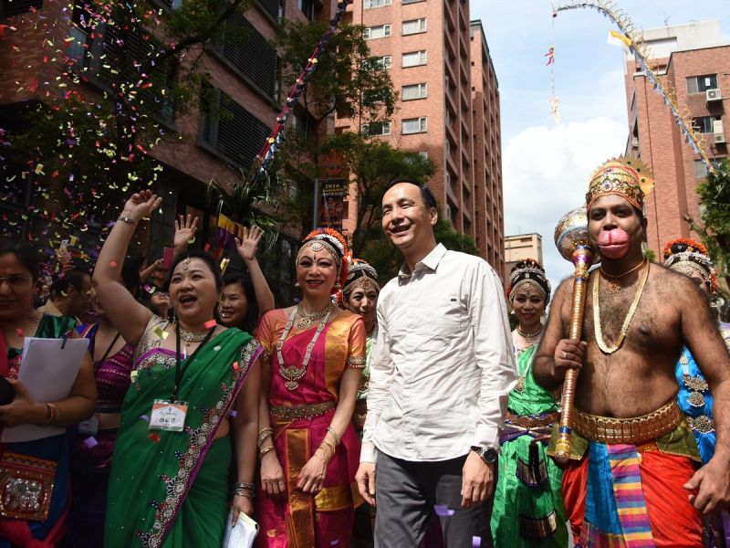 ▲市長朱立倫出席印度文化節開幕式與大家同樂。（圖／記者黃村杉攝）。