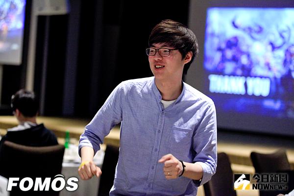 ▲Cpt Jack未來將從職業選手轉任賽事評論，並已獲得大學入取資格。（圖／FOMOS網站）