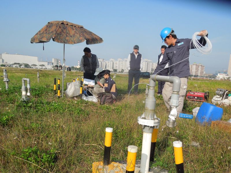 ▲高雄市環保局於95年間公告該場址為土壤污染及地下水污染管制區，並監督業者展開改善工作。（圖／高雄市政府環保局提供）