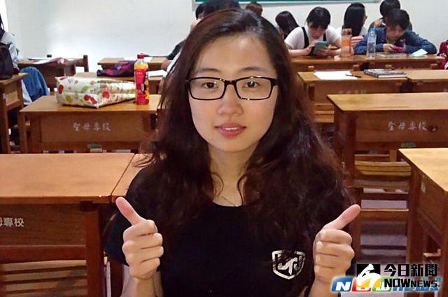 ▲聖母專校五餐五乙學生陳鈺茹，榮登高餐二技甄審榜首。〔圖／記者張淑玲攝〕