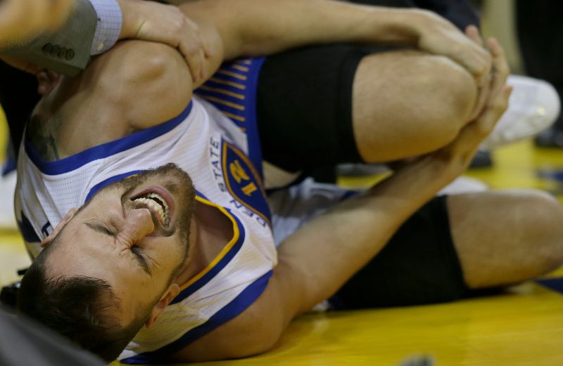 Bogut受傷，成為勇士一大變數。（圖／美聯社／達志影像）