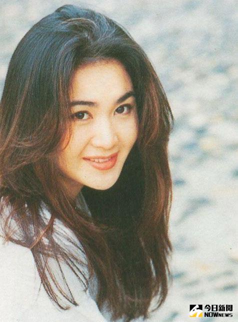 圖為溫碧霞舊照。