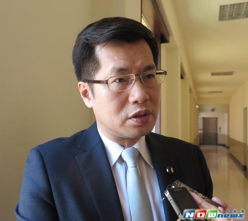 ▲民進黨立委羅致政分析指出，總統蔡英文出訪是過境低調、目標多元。（資料圖／NOWnews）