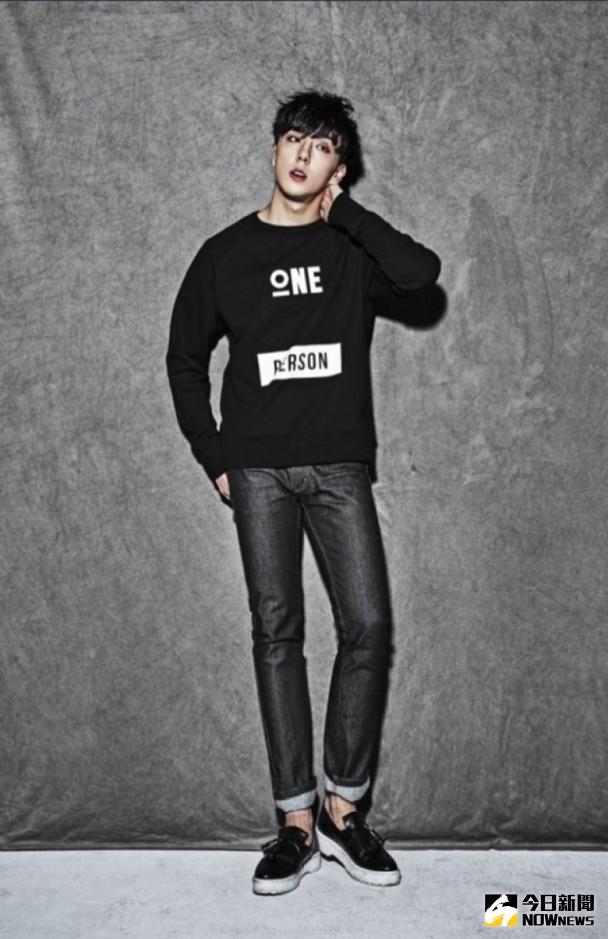 ▲SM娛樂伴舞兼編舞老師Kasper金泰宇外貌相當帥氣。（圖／翻攝自網路）