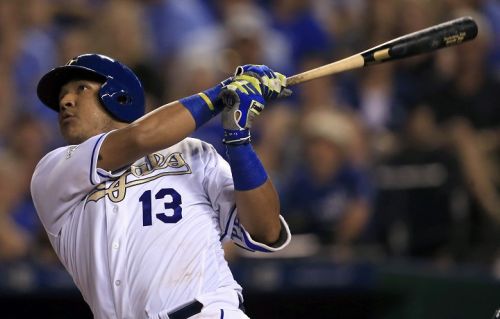 ▲2021年培瑞茲創下單季48轟的捕手新紀錄，直至今日才被勞雷打破，當季他也有121打點進帳。培瑞茲生涯至今9度入選全明星賽、2度獲選年度第一隊、榮膺5次銀棒獎與5次金手套獎。（圖／美聯社／達志影像）