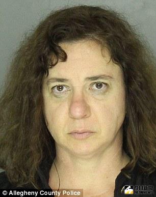 ▲梅林吉涉嫌和未成年學生發生性關係。（圖／翻攝自dailymail）